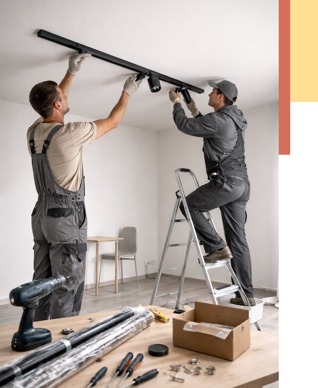 Установка трековых светильников в натяжной потолок в Благовещенске от 4266 руб. | ОТДЕЛОЧНИК-Бгн