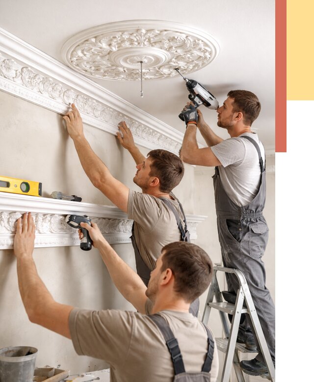 Монтаж лепнины на потолок в Благовещенске от 3250 руб. быстро и недорого | ОТДЕЛОЧНИК-Бгн